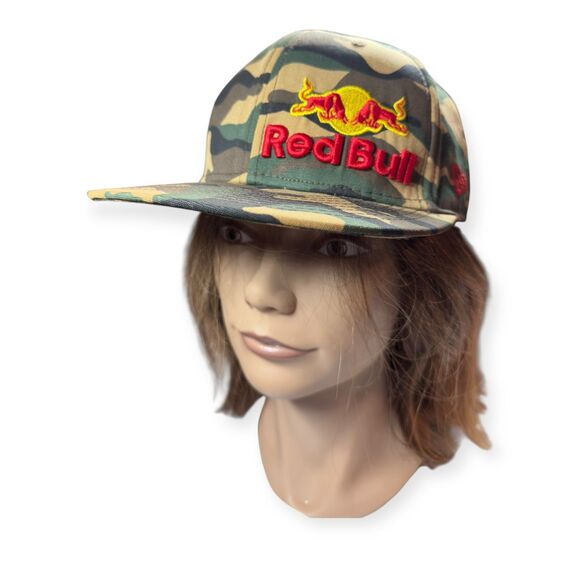 Red Bull Camo Hat 7 1/2 Size New‎ Era Sports Hat Camouflage Retro Rare - Picture 2 of 6
